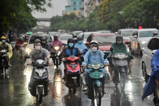 Dự báo thời tiết ngày 2/7: Khu vực Bắc Bộ và Nam Bộ mưa lớn cục bộ