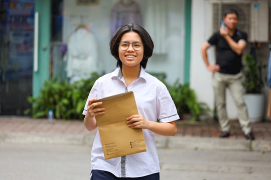 Hà Nội chính thức công bố điểm thi vào lớp 10 THPT năm 2025