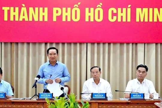 TP. Hồ Chí Minh: Phấn đấu đưa 100% thủ tục hành chính thực hiện phi địa giới