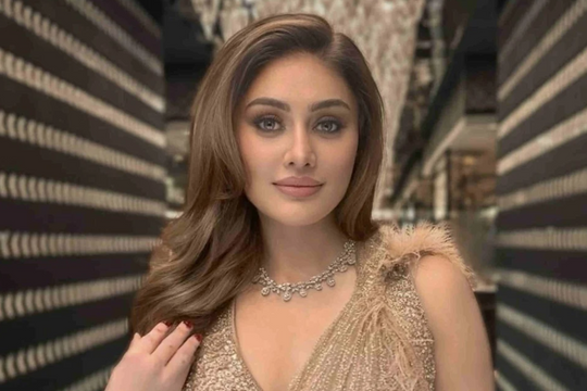 Nữ diễn viên Bollywood qua đời: Cảnh báo về liệu pháp làm đẹp “cấp tốc” và sức khoẻ tim mạch