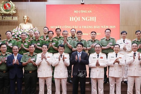 Chủ tịch nước Lương Cường: Tập trung trấn áp các loại tội phạm, không để tồn tại “vùng lõm”