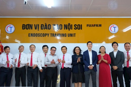 Lần đầu tiên triển khai hệ thống nội soi siêu âm tại đồng bằng sông Cửu Long