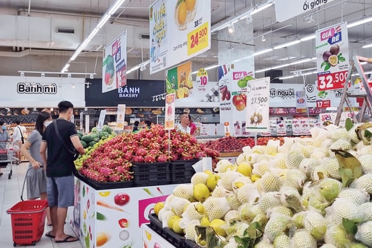 Không chủ quan với lạm phát