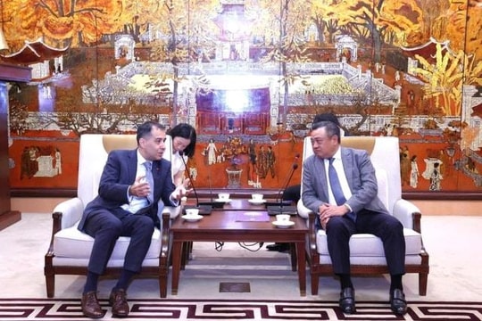 Chủ tịch UBND TP. Hà Nội tiếp Đại sứ Thổ Nhĩ Kỳ tại Việt Nam