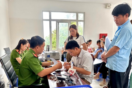 Đắk Lắk: Công an tỉnh khẩn trương triển khai công tác cấp đổi con dấu sau sáp nhập