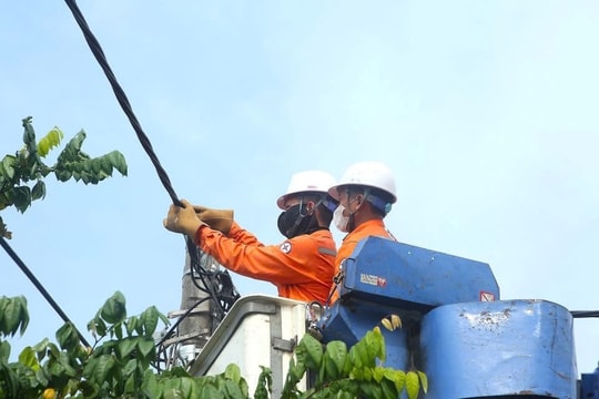 Tổng công ty Điện lực miền Bắc: ​​​​Vượt thách thức, giữ vững dòng điện