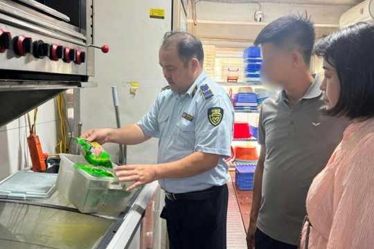 Hà Nội đề nghị đình chỉ kinh doanh với cơ sở vi phạm nghiêm trọng về An toàn thực phẩm