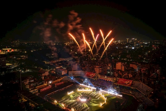 Lễ khai mạc Giải bóng đá Công an, Cảnh sát các nước ASEAN mở rộng 2025: “Bản hòa ca của thể thao, nghệ thuật và tình hữu nghị”