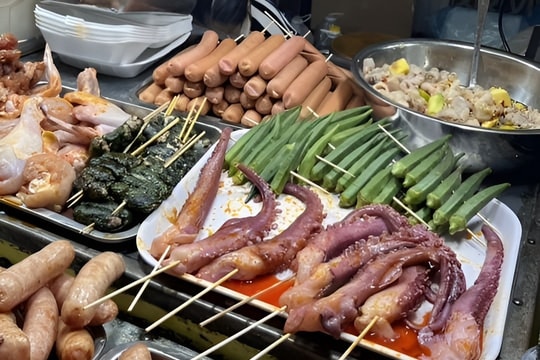 Xác minh vụ việc du khách Lào phản ánh bị “chặt chém” tại Đà Nẵng