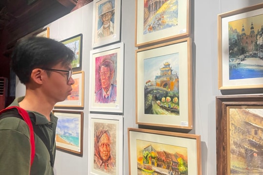 “Nối” và sự trở lại của tranh màu nước