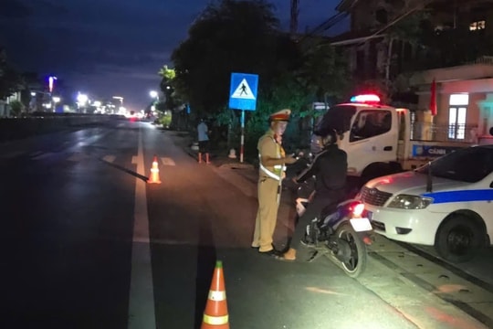 Quảng Trị: Xử lý gần 1.000 trường hợp vi phạm an toàn giao thông sau 2 tuần đầu sáp nhập