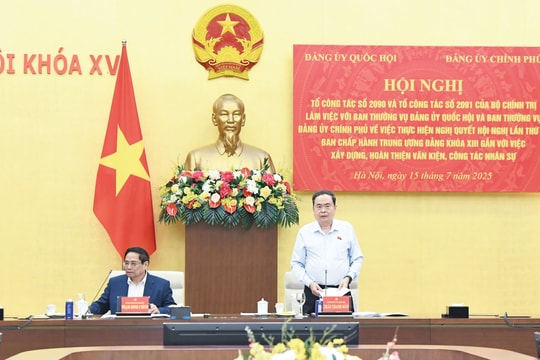 Tiếp tục phát huy tinh thần trách nhiệm, cống hiến, vì nhân dân phục vụ