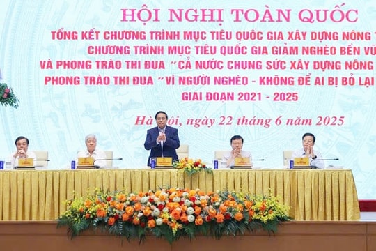Tiếp tục hoàn thiện thể chế, cơ chế, chính sách giải phóng nguồn lực