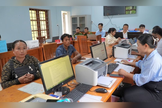 Bài cuối: Một nền hành chính vì dân - từ chính sách đến niềm tin