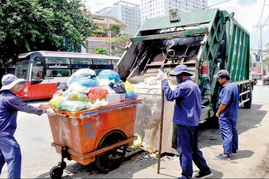 TP. Hồ Chí Minh: Phường Dĩ An chấn chỉnh công tác thu gom, vận chuyển rác thải