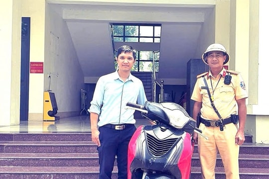 Nhận lại xe máy bị mất trộm hơn 10 năm, người dân xúc động viết thư cảm ơn Cảnh sát giao thông Công an tỉnh Bắc Ninh