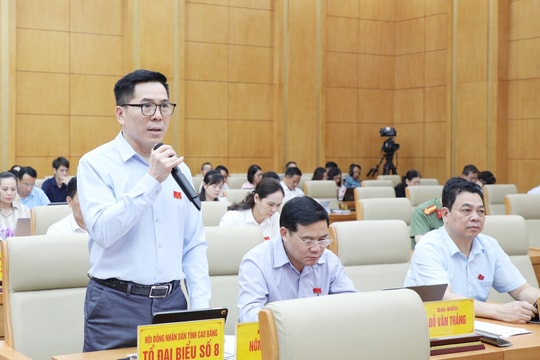 Cần giải pháp căn cơ cho dạy và học tập trung