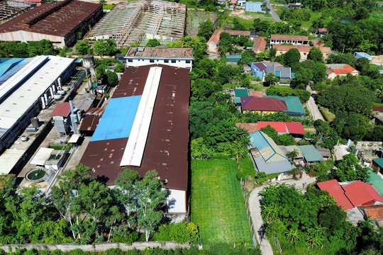 Quảng Trị: Canh cánh nỗi lo ô nhiễm khi sống bên nhà máy nhôm