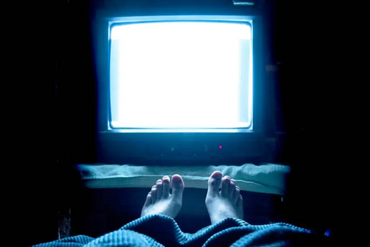 Ánh sáng ban đêm – mối đe dọa âm thầm với trái tim