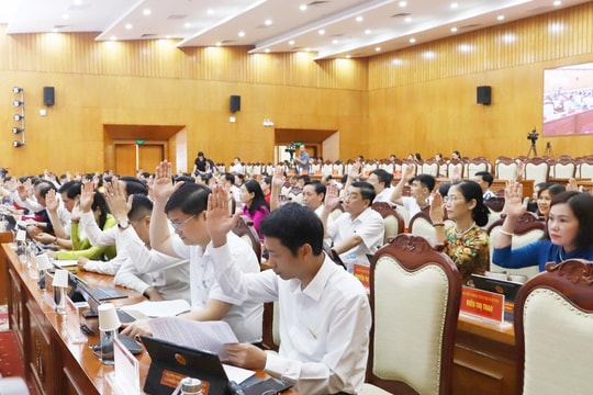 Quyết sách kịp thời tạo thuận lợi để cán bộ yên tâm công tác