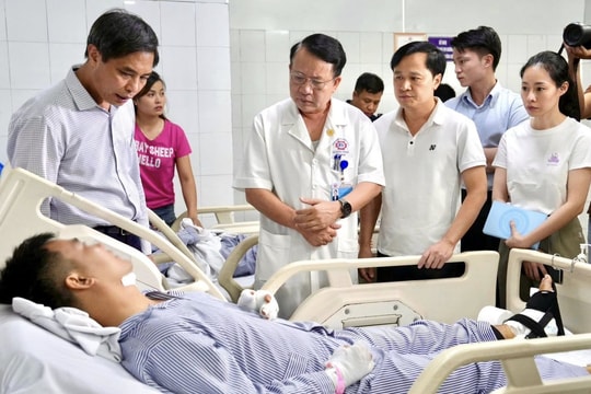 Quảng Ninh: Miễn phí chi phí khám chữa bệnh cho các nạn nhân vụ  lật tàu du lịch