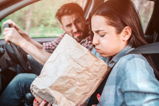 Lý giải vì sao đi xe điện dễ bị say nặng hơn xe xăng?