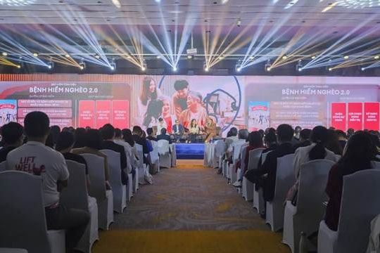 AIA ra mắt sản phẩm mới, tăng quyền lợi bảo vệ và thưởng duy trì hợp đồng