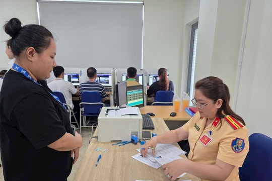 TP. Hồ Chí Minh: Tăng ca sát hạch, cấp giấy phép lái xe từ 7h30 - 21h mỗi ngày