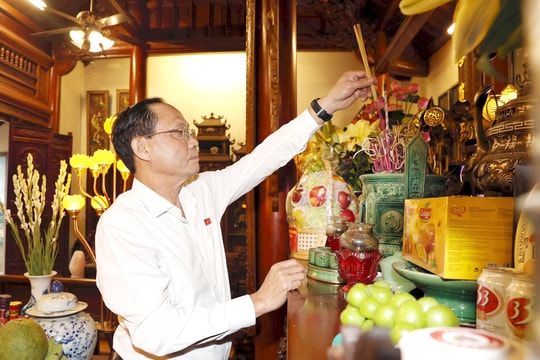 Phó Chủ tịch Quốc hội, Thượng tướng Trần Quang Phương tri ân người có công tại Hà Nội và Hải Phòng