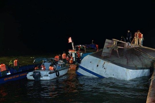 Hà Nội kịp thời sẻ chia mất mát với các gia đình nạn nhân vụ lật tàu ở Quảng Ninh