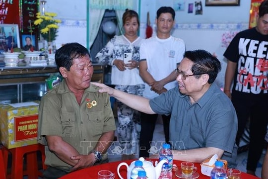Thủ tướng Phạm Minh Chính tri ân người có công với cách mạng tại An Giang
