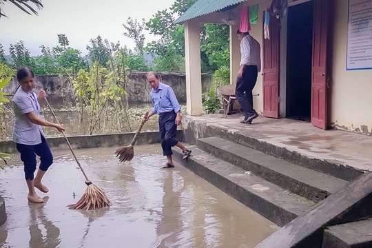 Người dân làm gì để phòng bệnh sau mỗi đợt bão lũ?