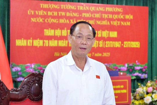 Phó Chủ tịch Quốc hội, Thượng tướng Trần Quang Phương thăm, làm việc tại Hội Hỗ trợ gia đình liệt sĩ Việt Nam