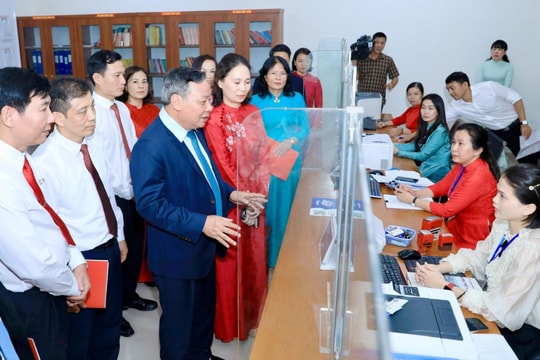 Hà Nội: Ưu tiên hoàn thiện hạ tầng số, đẩy mạnh phân cấp, ủy quyền cho chính quyền cấp xã