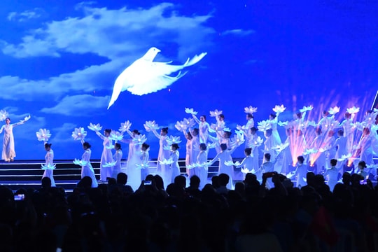 Côn Đảo - Bản hùng ca bất tử