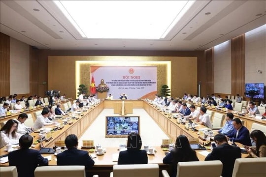 Economic diplomacy to support growth target of 8.3 - 8.5% in 2025: PM