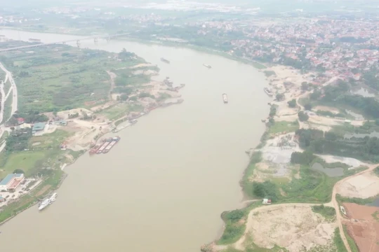 Công ty Cổ phần Tập đoàn Masterise đề nghị khảo sát các mỏ vật liệu, bến thủy nội địa tạm dọc sông Đuống