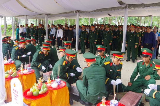 Quảng Trị: Tổ chức Lễ truy điệu, an táng 12 hài cốt liệt sĩ tại Nghĩa trang Quốc gia Đường 9