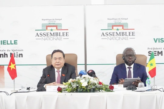 Chủ tịch Quốc hội Trần Thanh Mẫn hội đàm với Chủ tịch Quốc hội Senegal