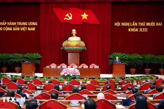 Cuộc cách mạng đã chuyển trạng thái, vươn tới tương lai