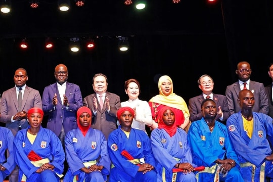 Vietnam's top legislator visits Vovinam club in Senegal