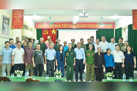 Đảng ủy Văn phòng Quốc hội tri ân các thương binh, liệt sĩ tại Phú Thọ