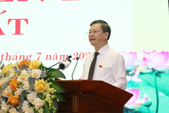 Bảo đảm quyết sách thực sự đi vào cuộc sống