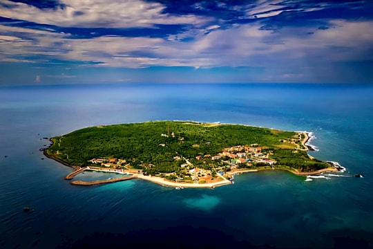 Quảng Trị: Điểm sáng du lịch Quốc gia Cửa Việt - Cửa Tùng - đảo Cồn Cỏ