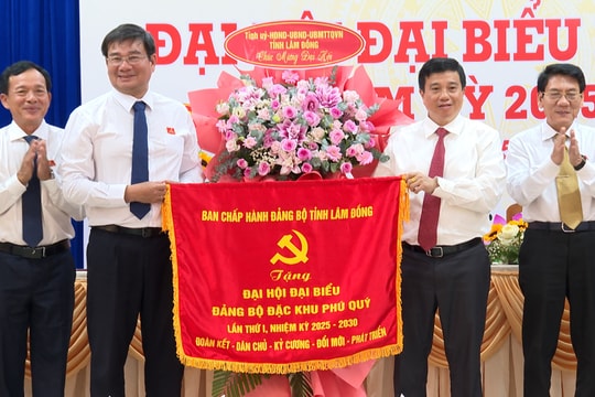 Phát triển bền vững Đặc khu Phú Quý gắn với bảo vệ chủ quyền biển, đảo