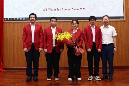 Học sinh Việt Nam đoạt Huy chương Vàng tại Olympic Sinh học Quốc tế 2025