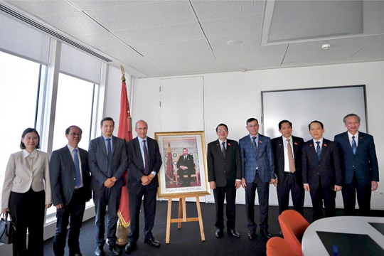 Phó Chủ tịch Quốc hội Nguyễn Đức Hải thăm, làm việc với Trung tâm tài chính Casablanca