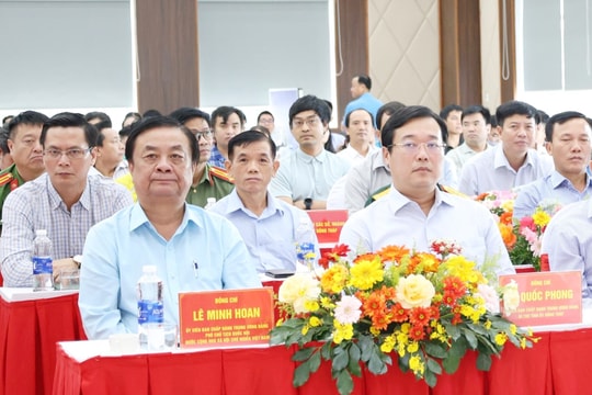 Phó Chủ tịch Quốc hội Lê Minh Hoan dự Lễ khởi công nhà ở xã hội công đoàn tại Đồng Tháp