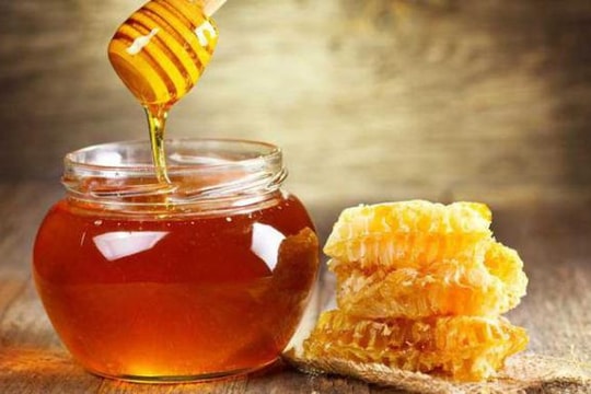 Mật ong tốt thật, nhưng bạn có đang dùng đúng cách?
