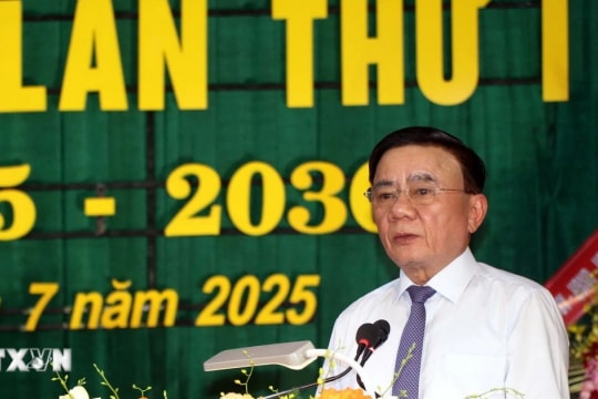 Thường trực Ban Bí thư Trần Cẩm Tú dự Đại hội Đảng bộ xã Hương Sơn